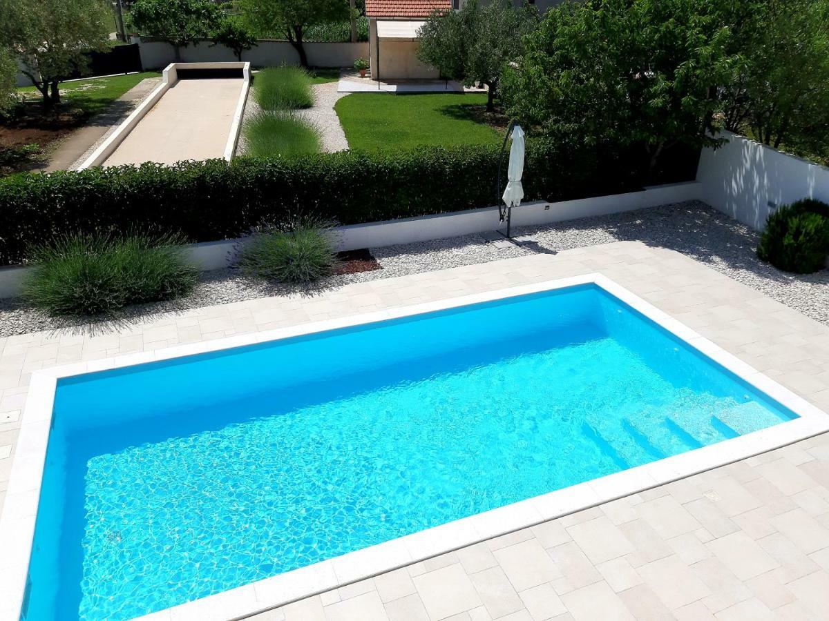 Holiday Home Vila Emma Debeljak Exterior foto