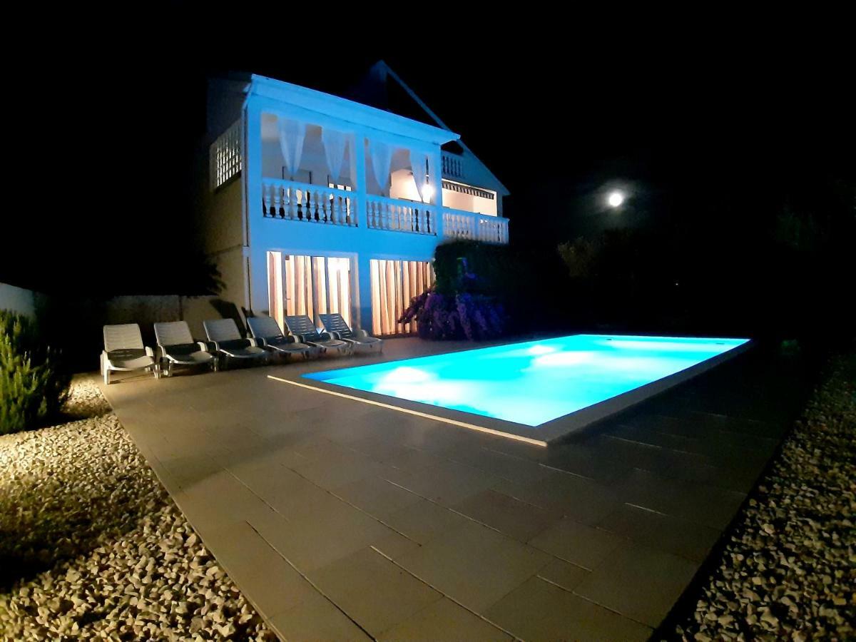 Holiday Home Vila Emma Debeljak Exterior foto